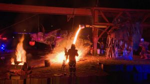 STEEL YARD HALLOWEEN IRON POUR